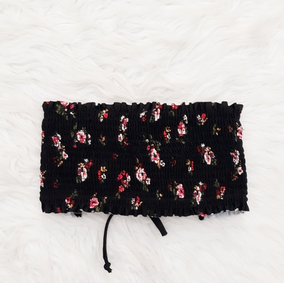 Xhilaration Other - Smocked Bikini Top